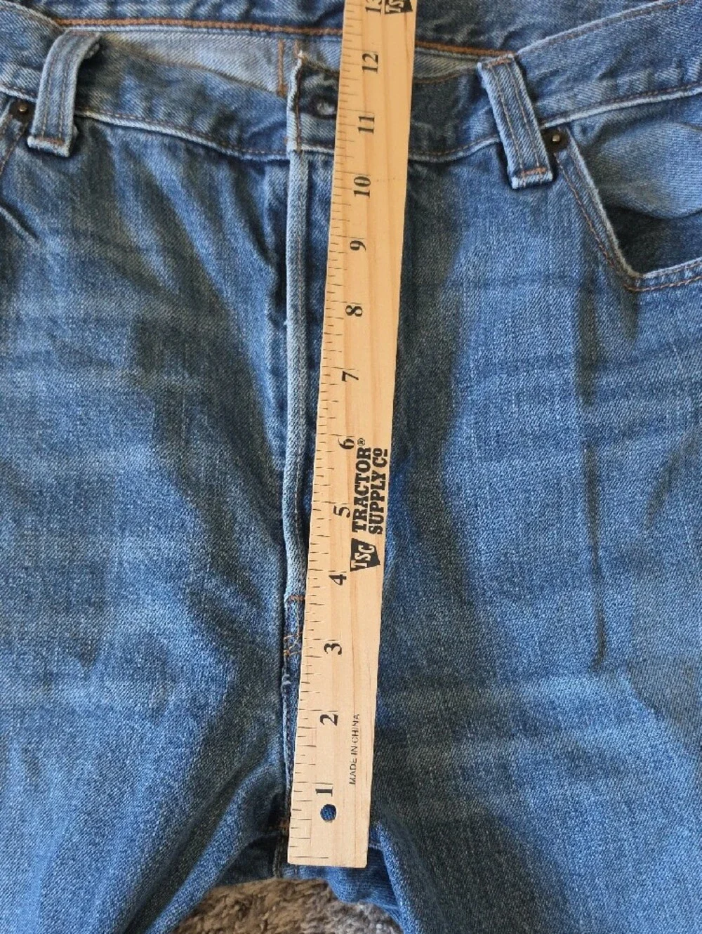 AWESOME LEVIS 501 JEANS 36 X 32